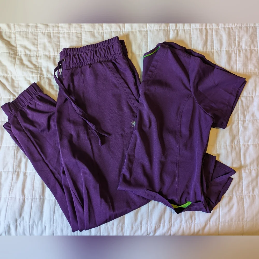 Healing Hands Scrub Set - Purple/Medium - Picture 1 of 8